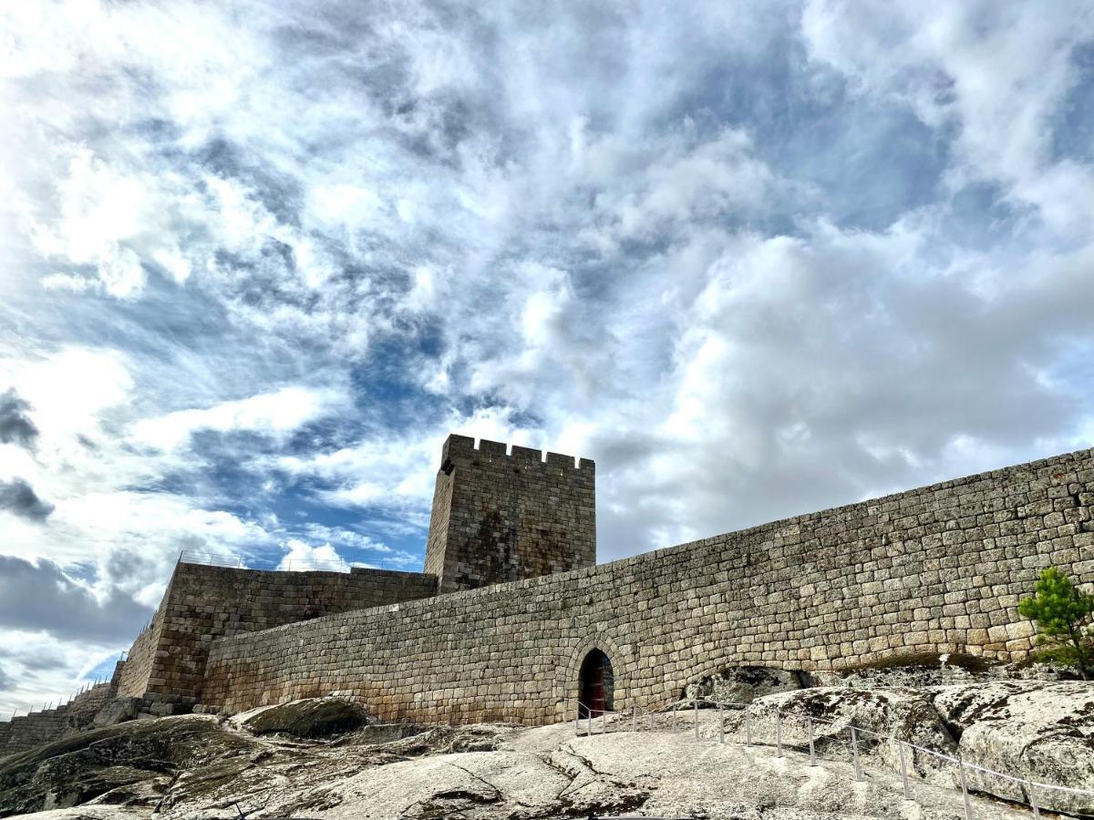 Casa Do Penedo - Um Segredo Na Serra Da Estrela Quintas de Baixo Bagian luar foto